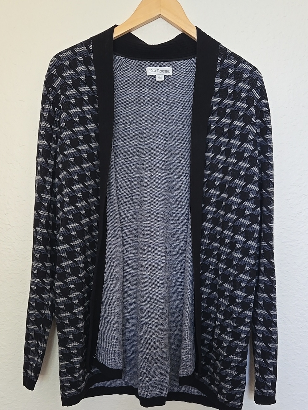 Kim Rogers Black and Gray Patterned Open-Front Cardigan
